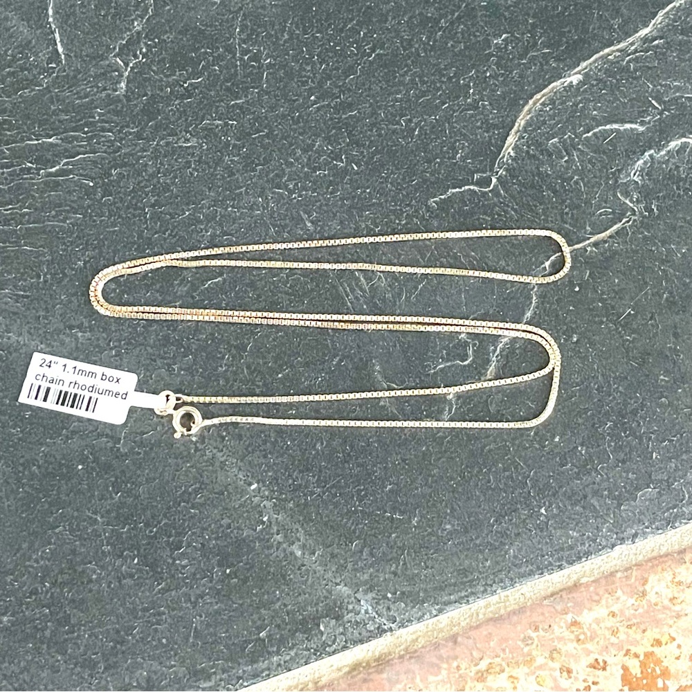 Elegant Sterling Silver 925 box Chain link necklace 24” long